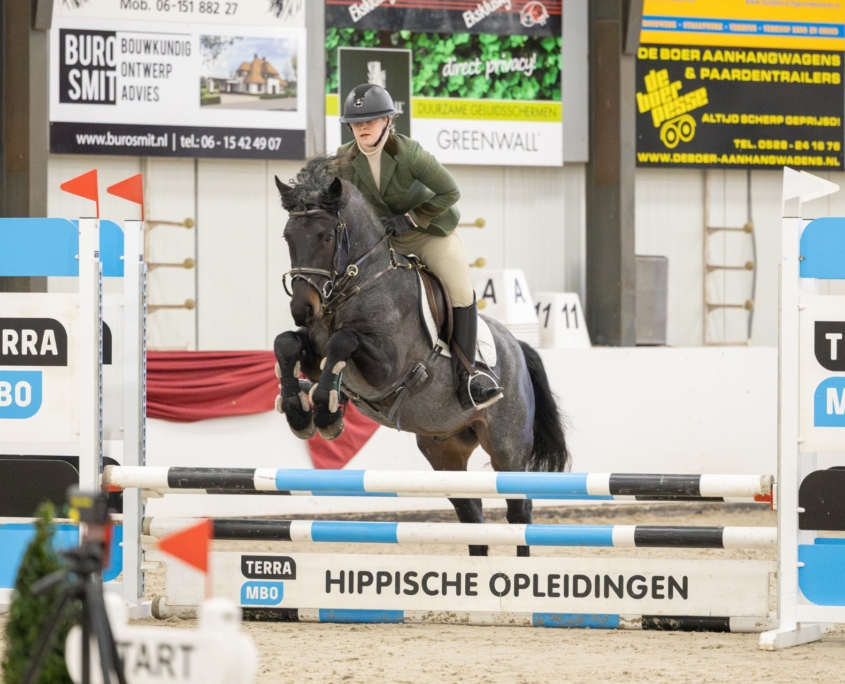 Drumlane Peter springen